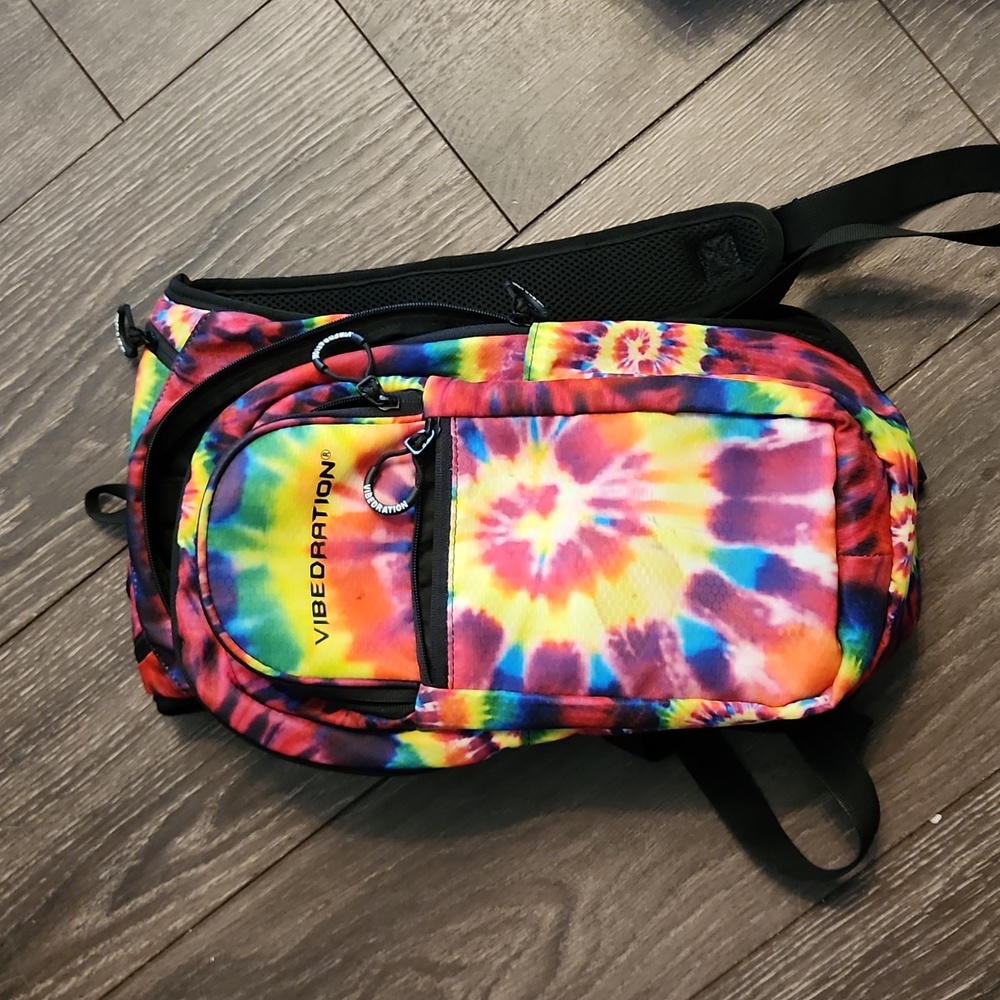 Tie-Dye Vibedration Hydration Pack
